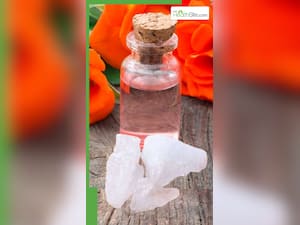 फिटकरी और गुलाब जल चेहरे पर लगाने से क्या होता है?