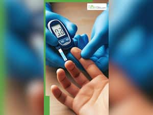 स्वाद में मीठे लगने वाले ये 8 फ्रूट नहीं बढ़ाएंगे ब्लड शुगर