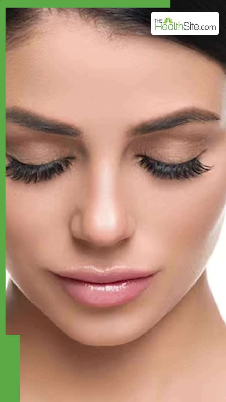 पलकों को करना है घना तो करें ये 7 काम