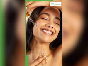 चेहरे पर ऑलिव ऑयल लगाने के 8 फायदे