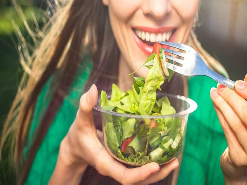 Building A Healthy Oral Relationship With These Food Items: Winter Dental Care Tips