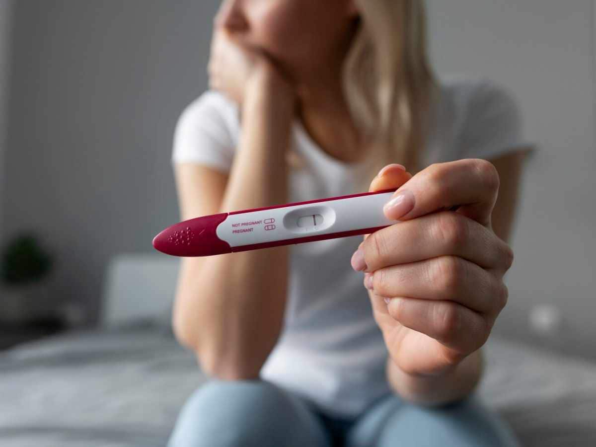 Endometriosis, endometriosis treatment, endometriosis in women, endometriosis symptoms, endometriosis and pregnancy, period pain, severe period pain, menstrual cramps, menstrual pain and endometriosis, endometriosis and fertility problems in women, endometriosis and hormonal issues, what is endometriosis