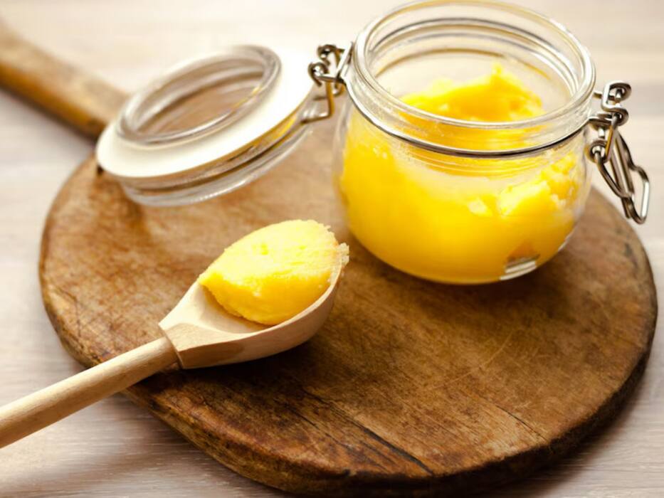 Turmeric-Ghee Benefits For Glowing Skin: 6 Reasons Why You Must Use This Ubtan Daily