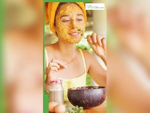 चेहरे को निखारने में महंगी क्रीम का काम करेंगे इन 8 फलों के छिलके