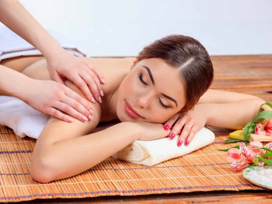 10 Relaxing Activities To Do Over The Weekend For Better Mental And Physical Health