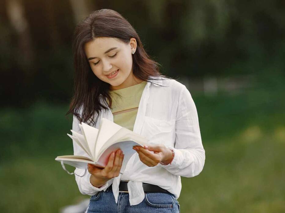 10 Relaxing Activities To Do Over The Weekend For Better Mental And Physical Health