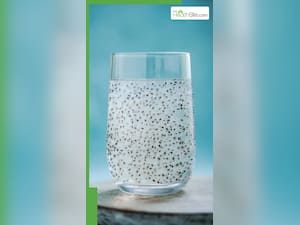 40 की उम्र में भी दिखेंगे जवां नारियल पानी में मिलाकर पिएं ये खास बीज