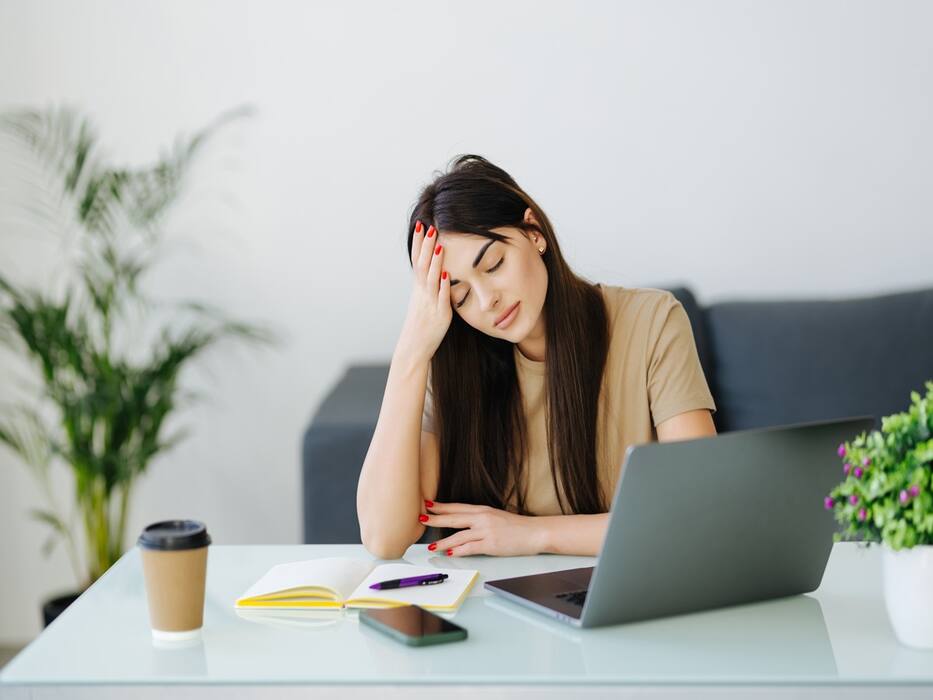 5 Ways To Lower Cortisol Levels Without Any Medications