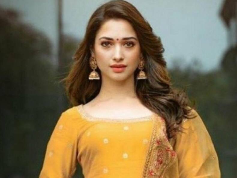 तमन्ना भाटिया की ब्यूटी सीक्रेट है इन 3 चीजों से बना मास्क, चेहरे पर आता है दूध- सा निखार