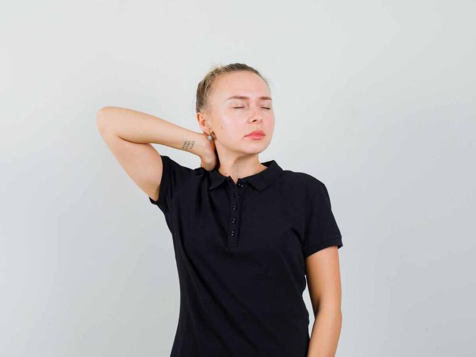 7 Quick And Easy Yoga Asanas For Office Goers To Practise Every Morning When In A Rush