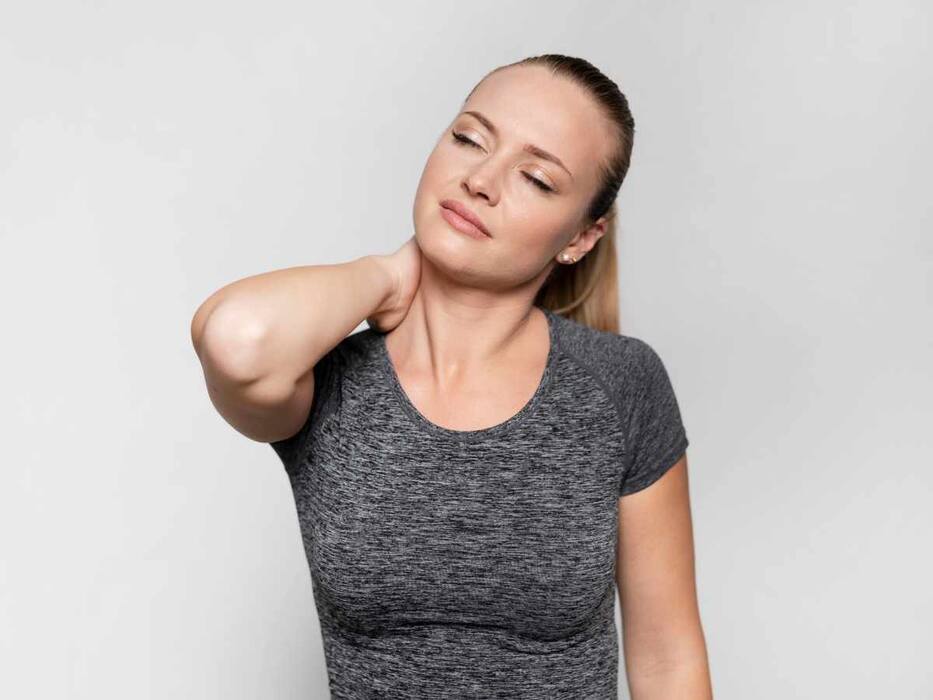 7 Simple Yoga Asanas You Can Do At The Workplace To Calm Your Anger