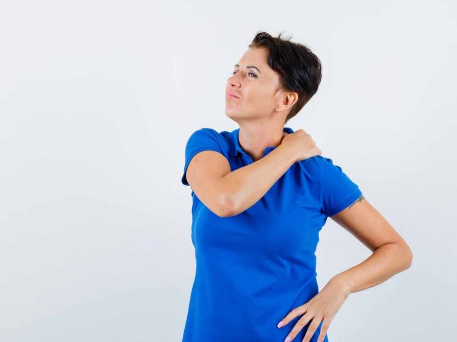 7 Simple Yoga Asanas You Can Do At The Workplace To Calm Your Anger