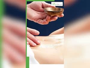 नाभि में सरसों का तेल लगाने के 8 जबरदस्त फायदे