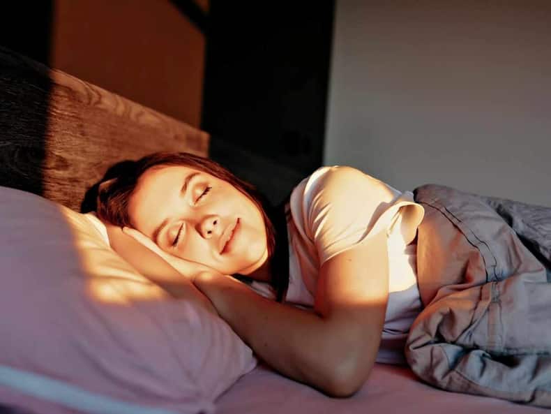 7 Best Healthy Habits One Must Practise Daily To Promote Health In Summer