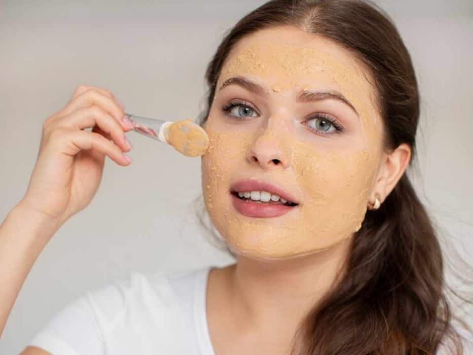 Natural Skincare Remedies: 6 Nourishing Face Pastes To Apply Before Shower For Glowing Skin