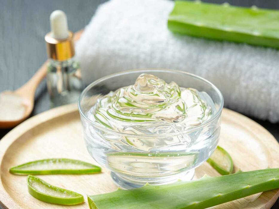 Natural Skincare Remedies: 6 Nourishing Face Pastes To Apply Before Shower For Glowing Skin