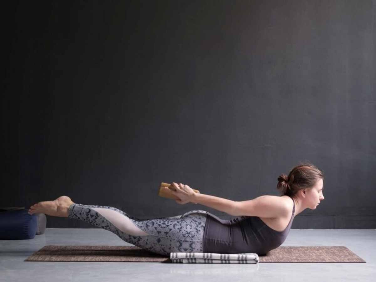 daily yoga asanas, daily yoga asanas, liver detox, everyday yoga asanas, yoga for liver, yoga for liver health, liver detox, 15-minute yoga for liver health, yoga flow for healthy liver