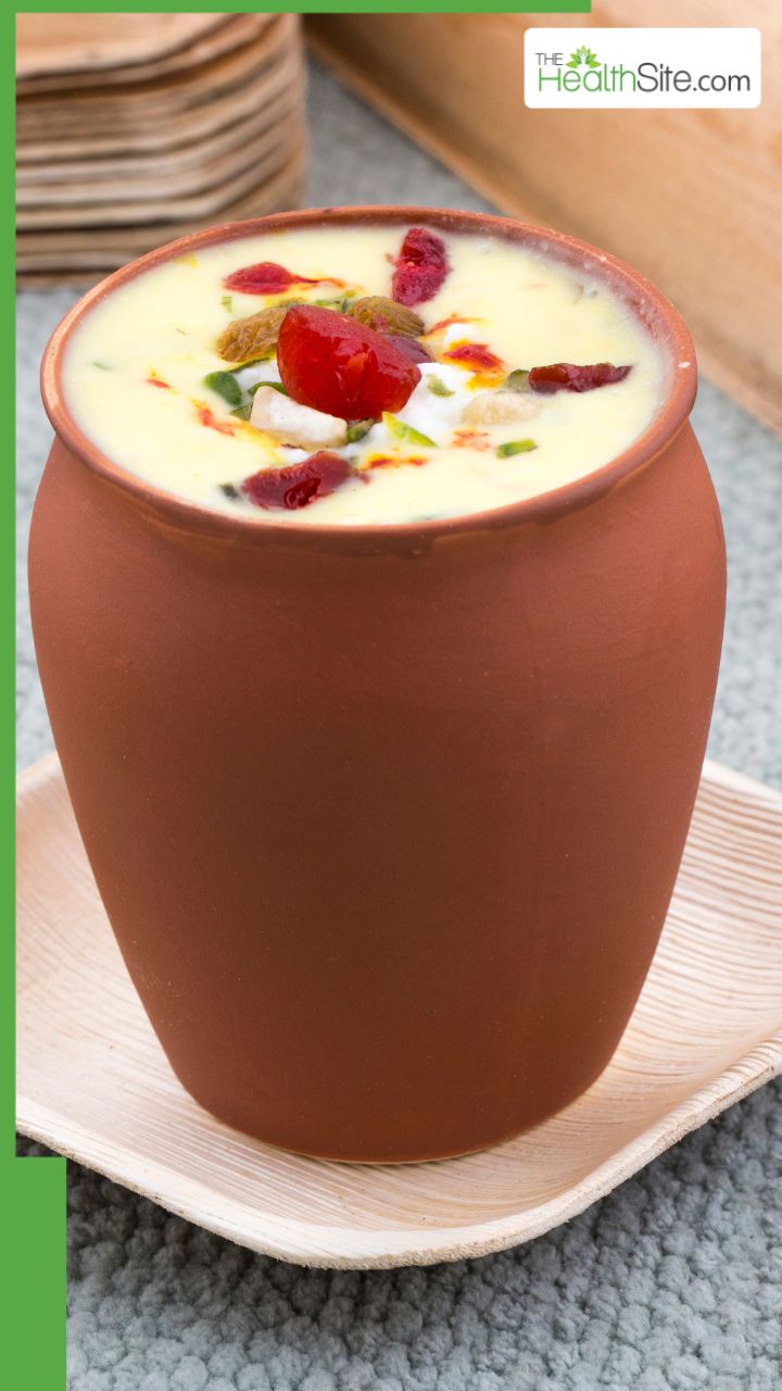 рдЧрд░реНрдорд┐рдпреЛрдВ рдореЗрдВ рд▓рд╕реНрд╕реА рдкреАрдиреЗ рдХреЗ 8 рдлрд╛рдпрджреЗ