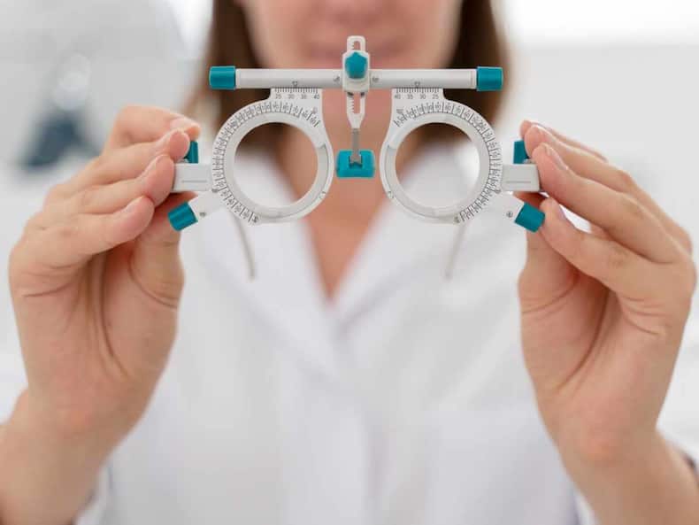 7 Very Basic Everyday Tips To Maintain Eye Health