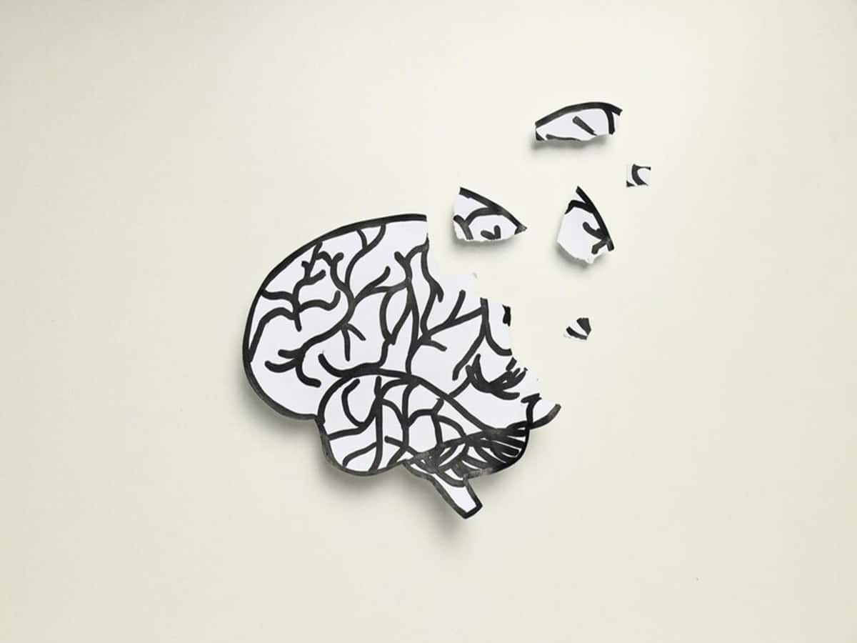 dementia-parkinson-s-disease-adhd-composition-head-disease-theme_185193-110266-1-3