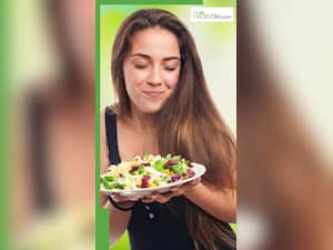 40 बाद महिलाएं जरूर खाएं ये 8 फूड्स, मिलेगा भरपूर न्यूट्रिशन