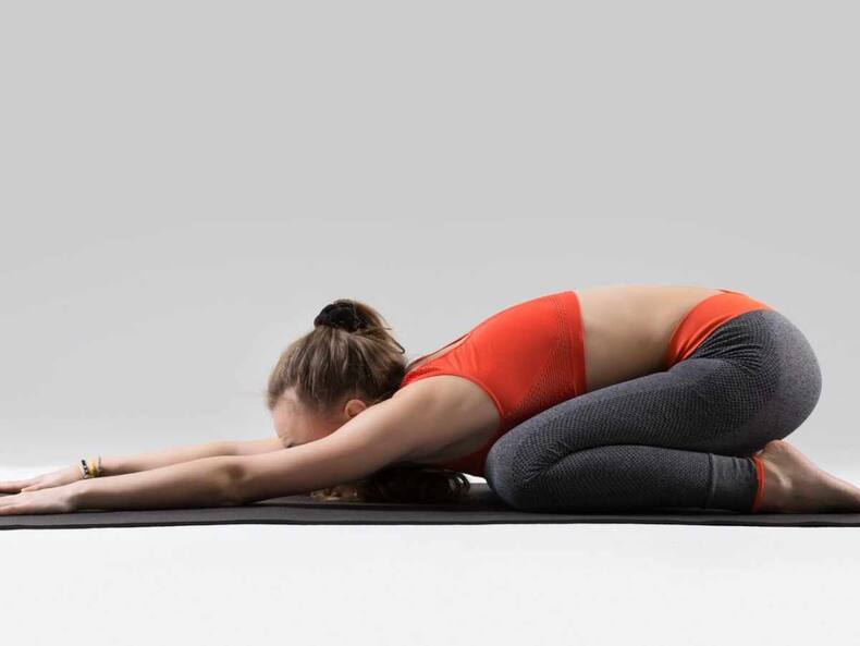 7 Easy Everyday Morning Yoga Asanas To Reduce Pain In Legs