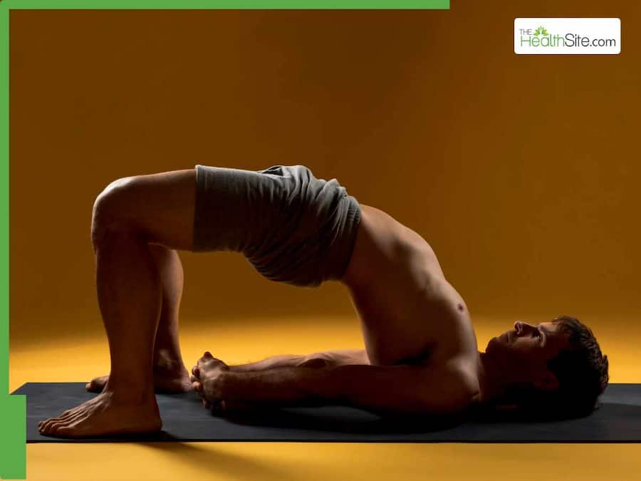 How does the body benefit from the practice of Seta-Bandha Sarvangasana or Bridge Pose?