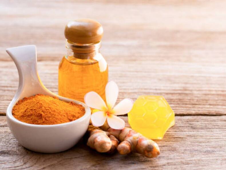 Anti-Aging Remedies: आजकल 40 की उम्र से पहले झुर्रिया क्यों आ रही है? जानिये एजिंग रोकने के 4 जबरजस्त देसी नुस्खे