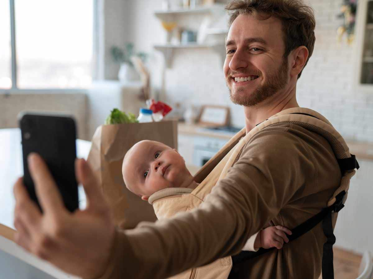Postnatal Care, postnatal depression, fathers after childbirth, Prepare For Fatherhood, dad's role after childbirth, father's role after childbirth, newborn care, bonding with newborn baby, fathers bonding with newborn babies, parenthood and breastfeeding, diaper change for newborn, burping a newborn
