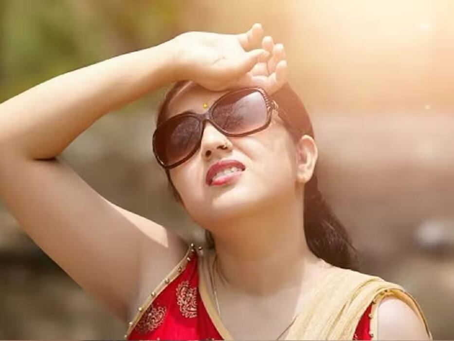 लू लगने से चेहरे पर दिखाई देते हैं 3 लक्षण, भरी गर्मी में बाहर निकलें तो इन बातों का रखें ध्यान