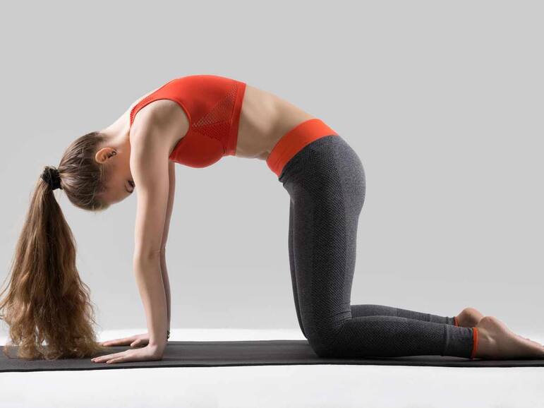 5 Easy Yoga Asanas To Get Rid Of Shoulder Pain Immediately