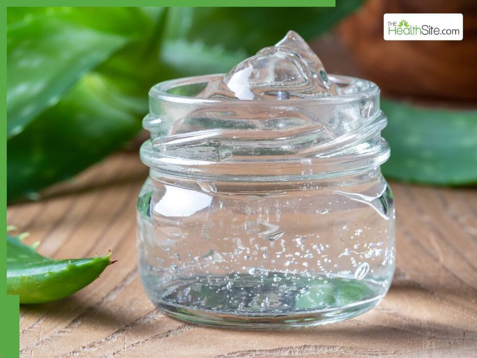 Fight Monsoon Skin Issues: Home Remedies For Acne And Pimples