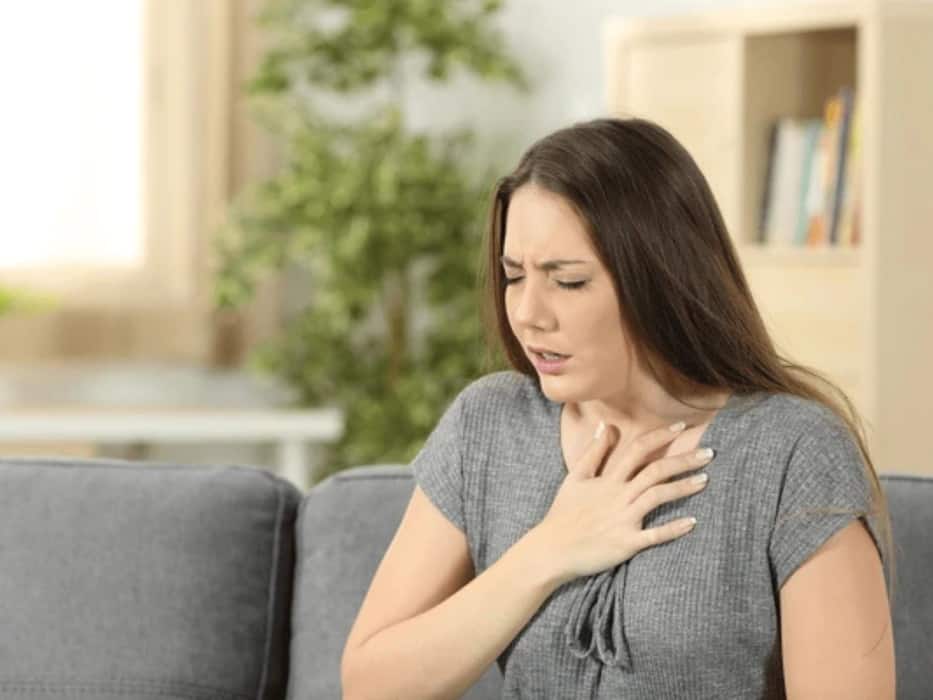 खुली हवा में घुटन महसूस क्यों होती है? इन 5 बीमारियों का हो सकता है संकेत