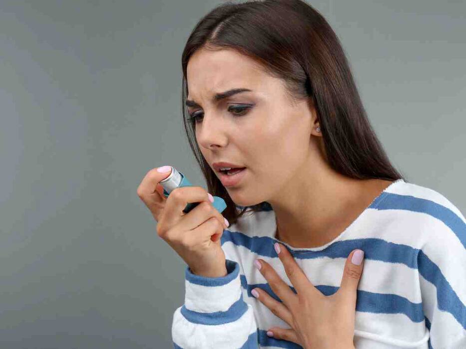 फेफड़े कमजोर होने के लक्षण क्या है? जानें, 5 गंभीर संकेत