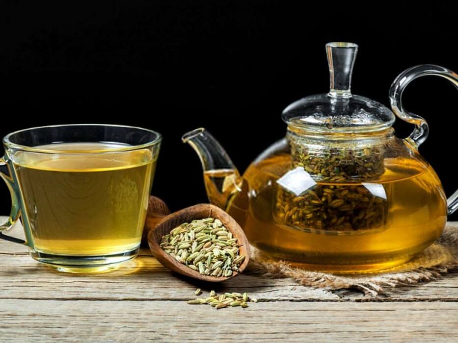 सुबह खाली पेट मेथी और सौंफ का पानी पीने से दूर होंगी ये 5 समस्याएं, जानें पीने का सही तरीका