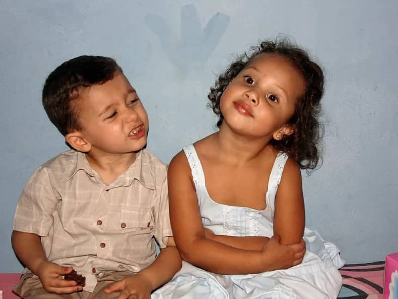 Rakshabandhan पर पेरेंट्स बच्चों को जरूर सिखाएं ये 5 बातें, हमेशा बनी रहेगी भाई-बहन की दोस्ती