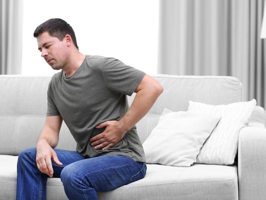 अचानक पेट दर्द क्यों होता है? ये 5 चीजें हो सकती हैं कारण