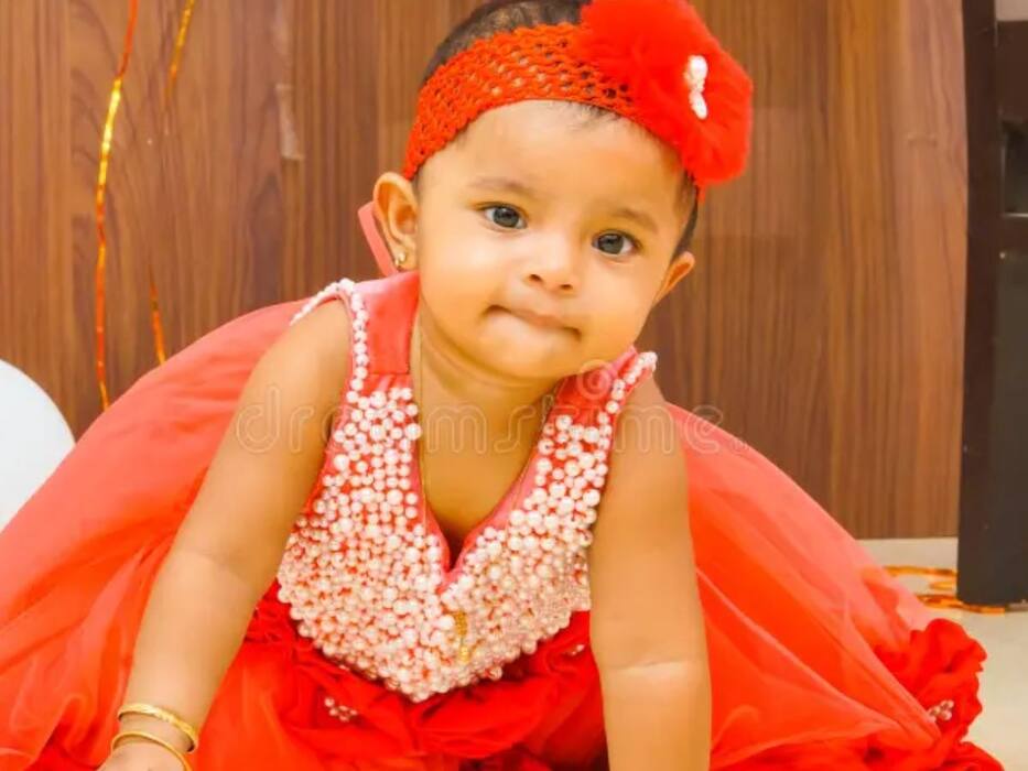 नवरात्रि में जन्म लेने वाली बेटियों के दें माता रानी के 10 मॉडर्न और यूनिक नाम, जानें इनका अर्थ भी