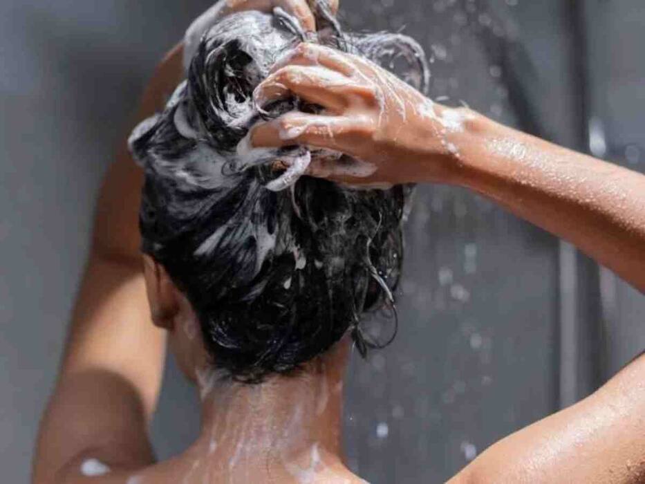 बालों को तेजी से कैसे बढ़ाएं? जानें 5 तरीके, जिनसे मिलेंगी लंबे और खूबसूरत बाल