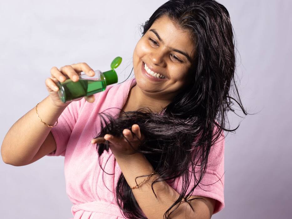 बालों की ग्रोथ डबल करने के लिए क्या लगाएं? जाने कैसे बढ़ेंगे बाल
