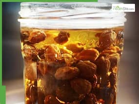 Raisin Water Benefits: 7 Beauty Secrets Of Drinking Kishmish Water Daily
