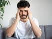 गर्मियों में सिरदर्द क्यों बढ़ जाता है? डॉक्टर से जानें कारण और बचाव के उपाय