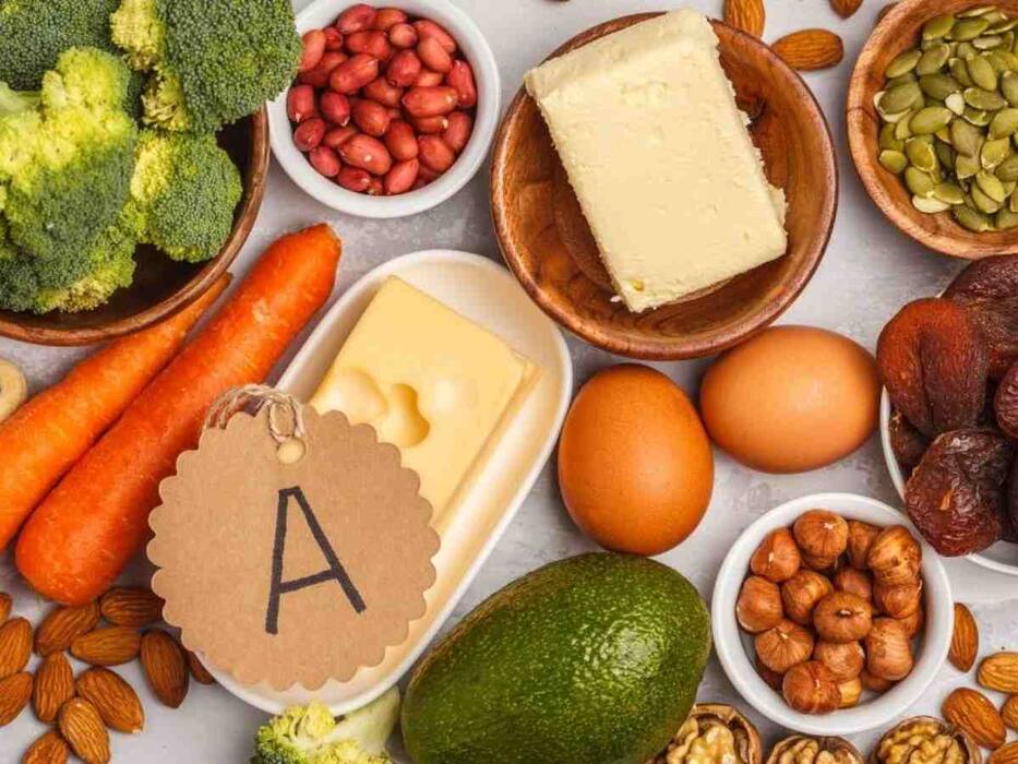 किस विटामिन की कमी से चेहरे पर आती है झुर्रियां? जानें, कैसे करें पूर्ति