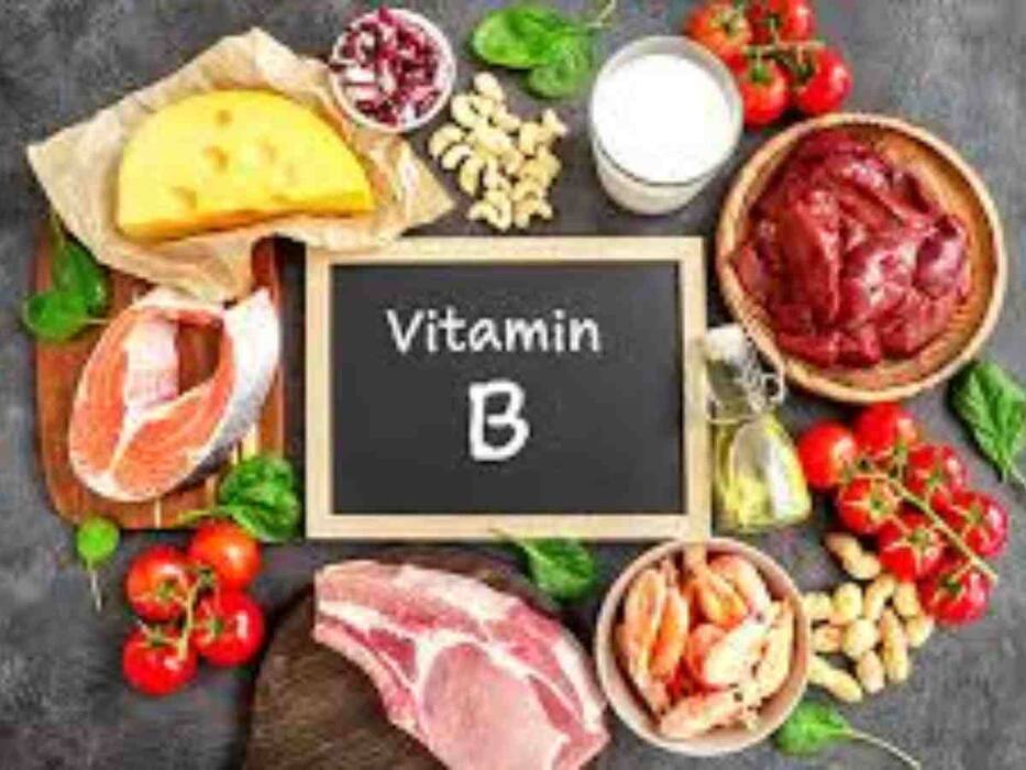 किस विटामिन की कमी से चेहरे पर आती है झुर्रियां? जानें, कैसे करें पूर्ति