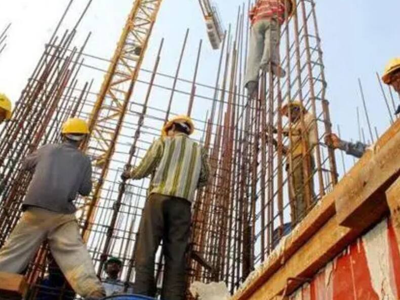 प्रदूषण क्या होता है? कौन-सी चीजें मिलकर वायु को प्रदूषित करती हैं?