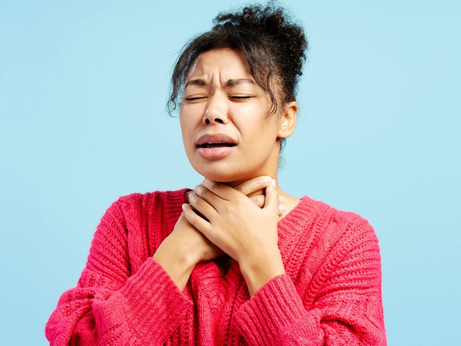 बंद नाक, गले की जलन और सूखी खांसी... प्रदूषण के 7 लक्षणों में नस्य थेरेपी से मिलेगी तुरंत राहत