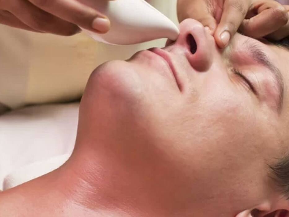 बंद नाक, गले की जलन और सूखी खांसी... प्रदूषण के 7 लक्षणों में नस्य थेरेपी से मिलेगी तुरंत राहत