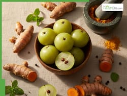5 Powerful Health Benefits Of Consuming Amla and Kacchi Haldi Daily