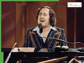 Neil Sedaka Cause of Death: Legendary singer dies at 86  due to atherosclerotic cardiovascular disease induced kidney failure