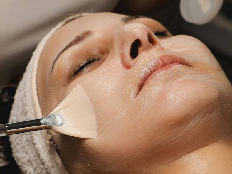 गर्मी में ग्लोइंग और हाइड्रेटिंग स्किन के लिए बेस्ट हैं Homemade Face Pack, आसान है इन्हें बनाने का तरीका